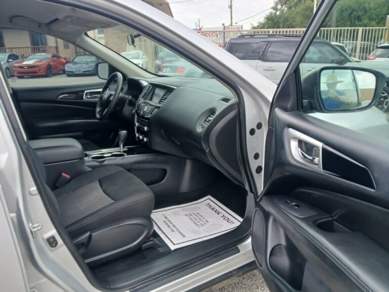 2018 NISSAN PATHFINDER S