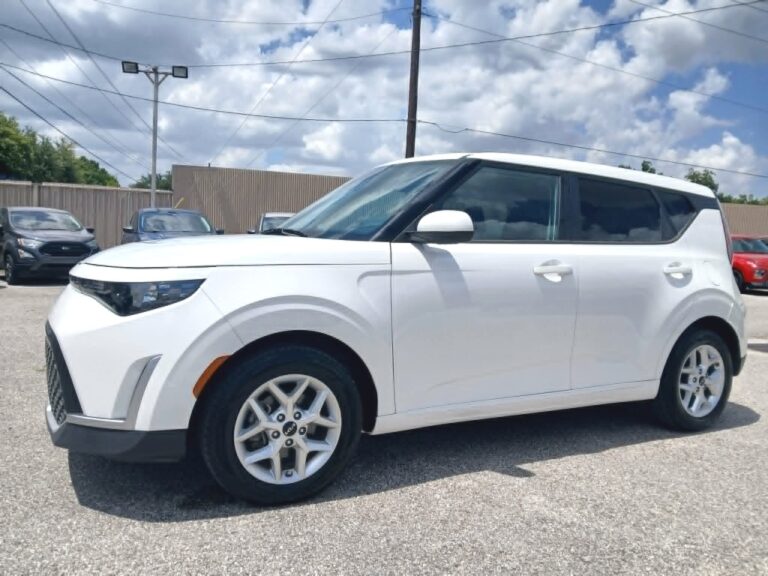 2024 KIA SOUL LX