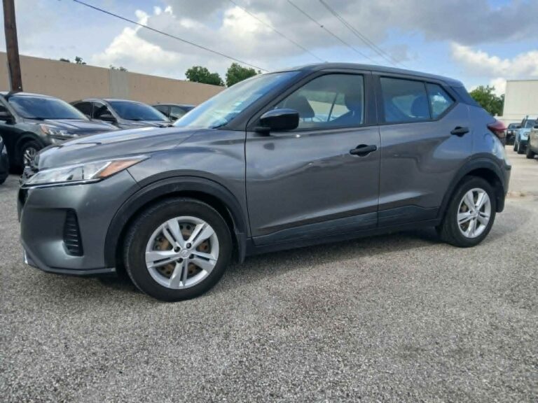 2021 NISSAN KICKS S