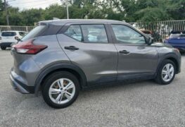 2021 NISSAN KICKS S