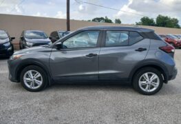 2021 NISSAN KICKS S