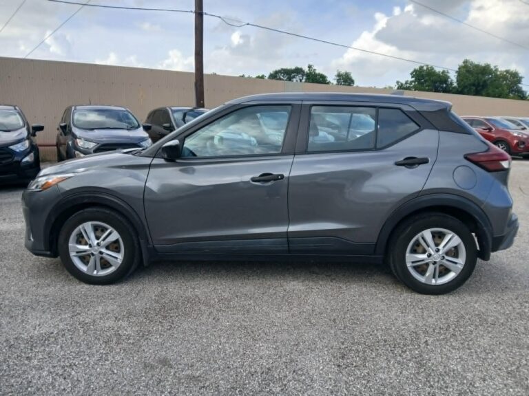 2021 NISSAN KICKS S