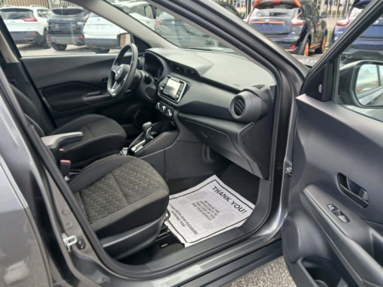 2021 NISSAN KICKS S