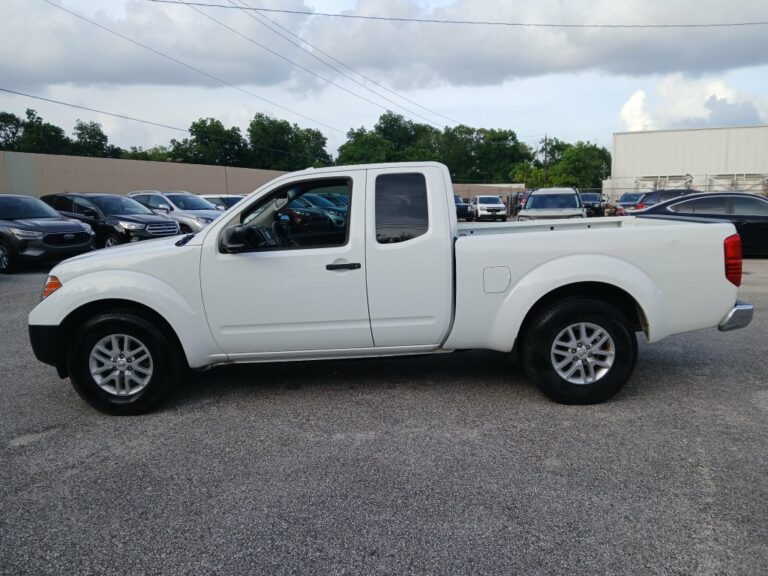 2018 NISSAN FRONTIER SV