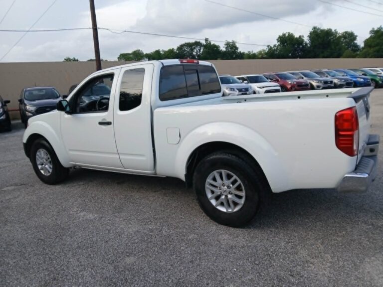 2018 NISSAN FRONTIER SV