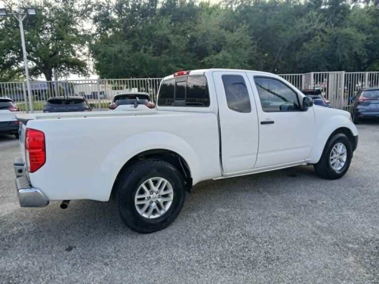 2018 NISSAN FRONTIER SV