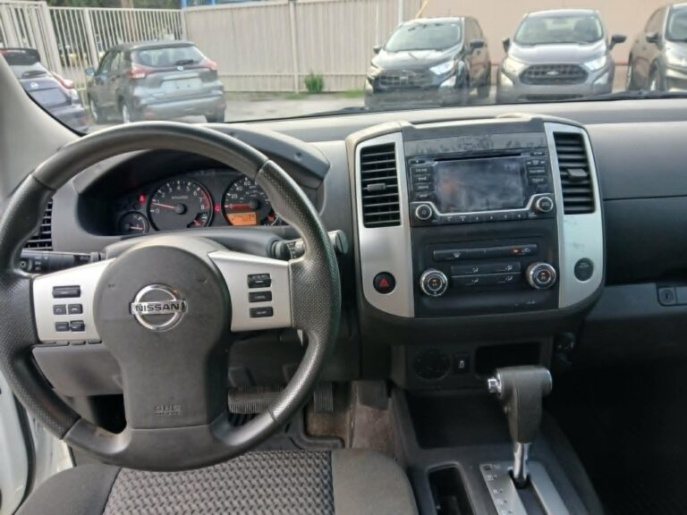 2018 NISSAN FRONTIER SV