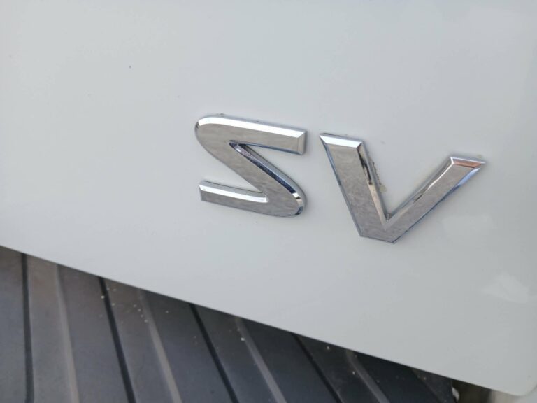 2018 NISSAN FRONTIER SV