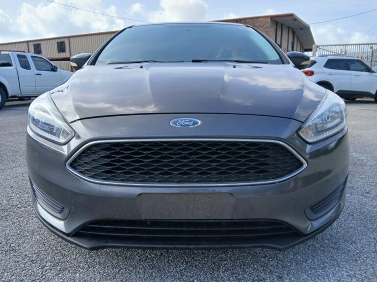 2017 FORD FOCUS SE