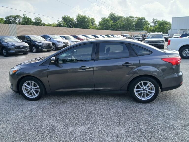 2017 FORD FOCUS SE