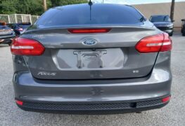 2017 FORD FOCUS SE