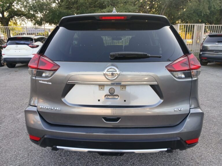 2018 NISSAN ROGUE S
