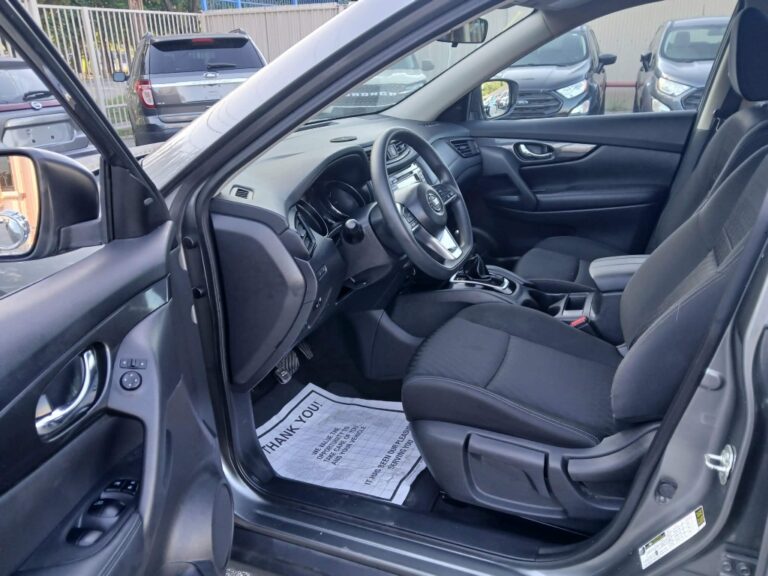 2018 NISSAN ROGUE S