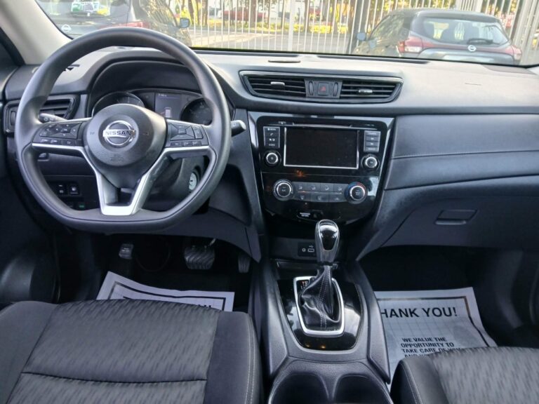 2018 NISSAN ROGUE S