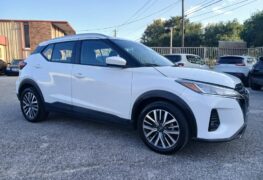 2022 NISSAN KICKS SV