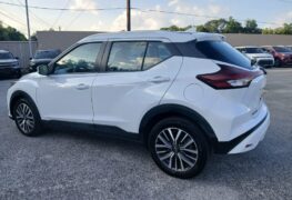 2022 NISSAN KICKS SV