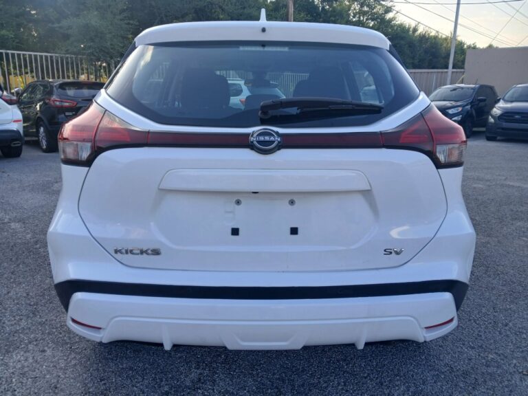 2022 NISSAN KICKS SV