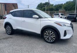2022 NISSAN KICKS SV