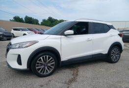2022 NISSAN KICKS SV