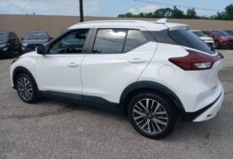 2022 NISSAN KICKS SV
