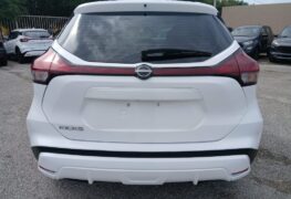2022 NISSAN KICKS SV