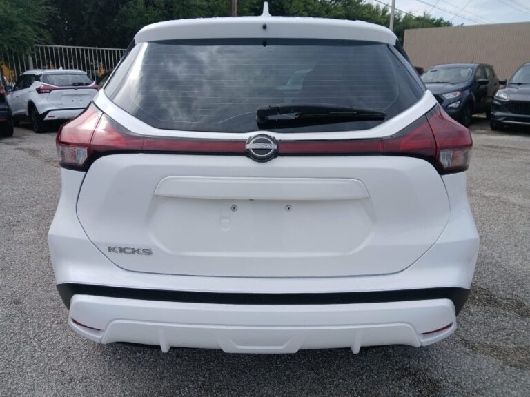 2022 NISSAN KICKS SV