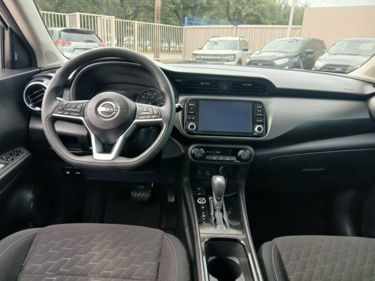 2022 NISSAN KICKS SV