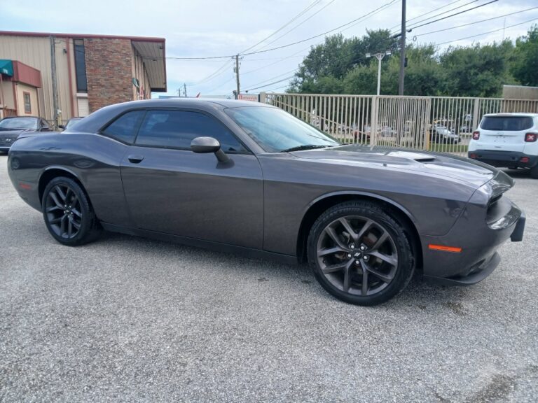 2019 DODGE CHALLENGER SXT