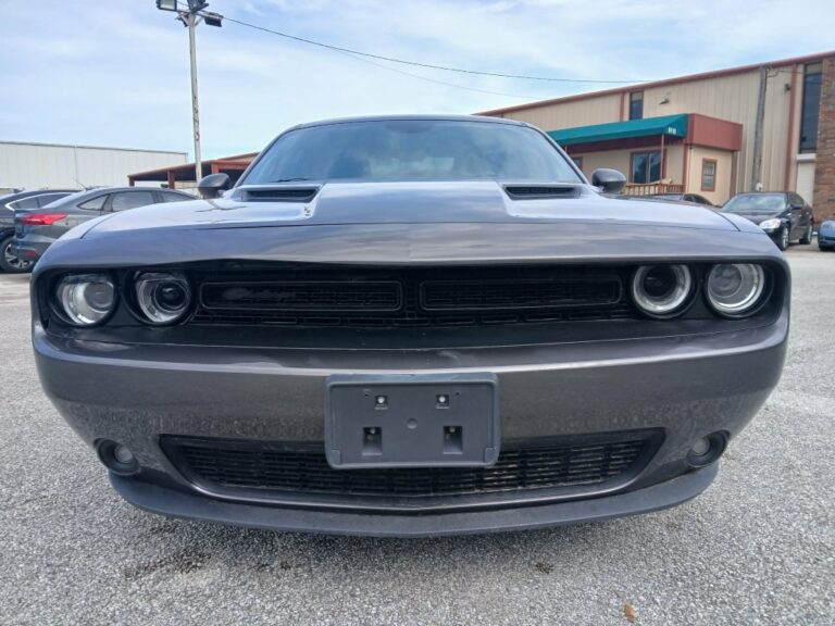 2019 DODGE CHALLENGER SXT