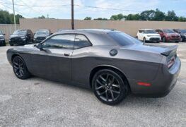 2019 DODGE CHALLENGER SXT