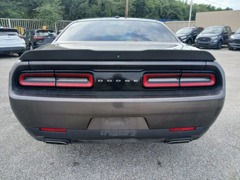 2019 DODGE CHALLENGER SXT