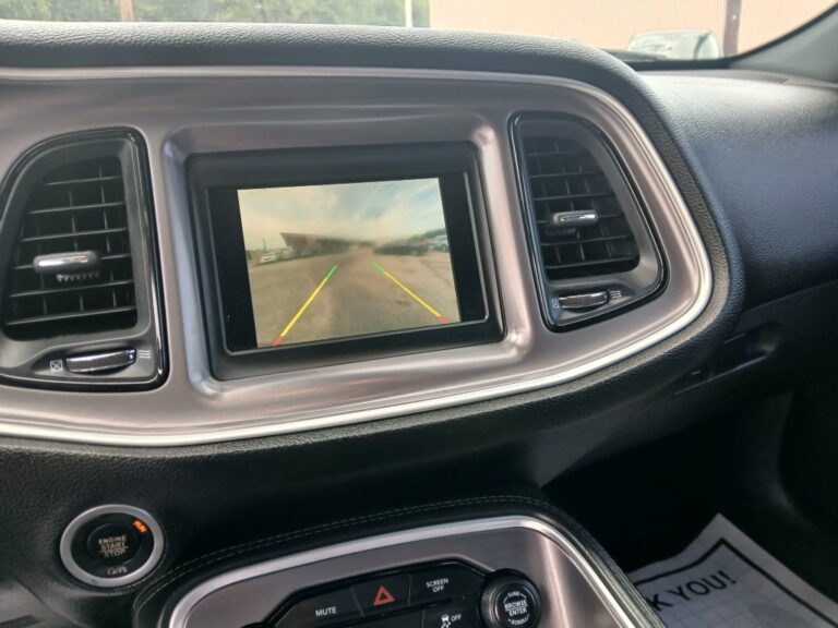 2019 DODGE CHALLENGER SXT