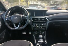 2018 INFINITI QX30 SPORT