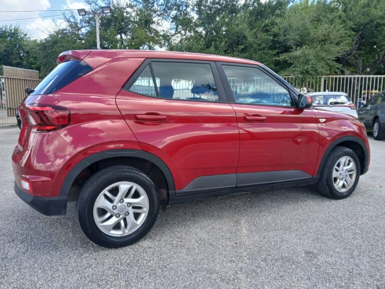 2021 HYUNDAI VENUE SE
