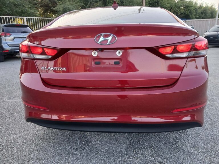 2018 HYUNDAI ELANTRA SEL