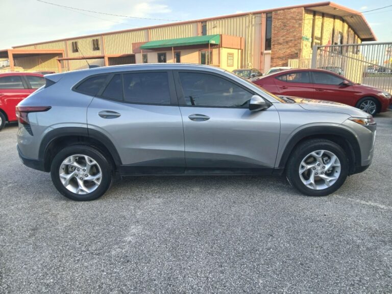 2025 CHEVROLET TRAX LS