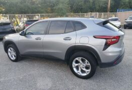 2025 CHEVROLET TRAX LS