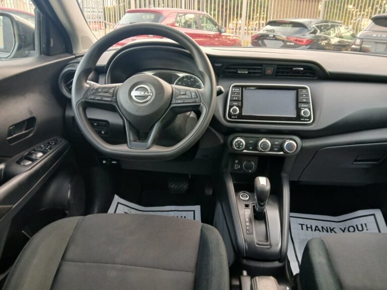 2024 NISSAN KICKS S