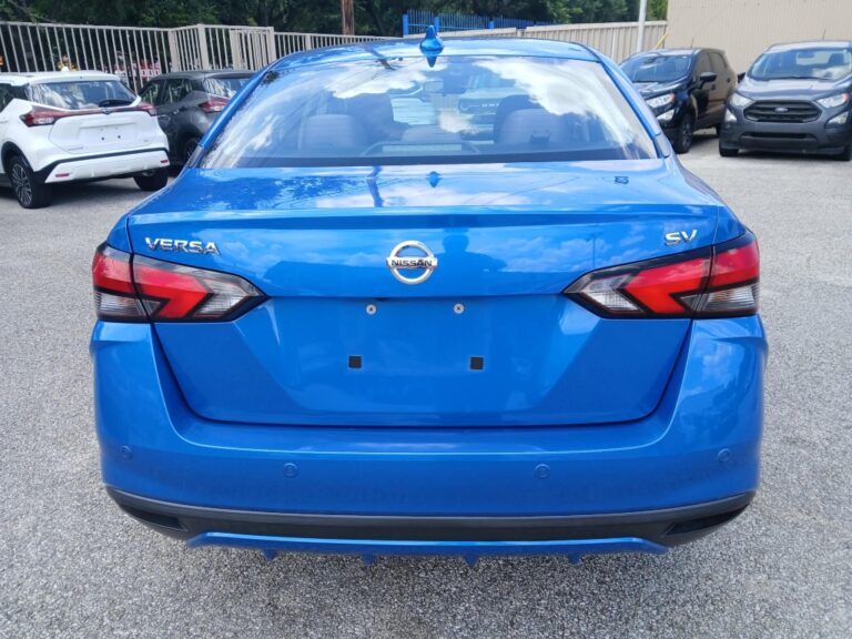 2021 NISSAN VERSA SV