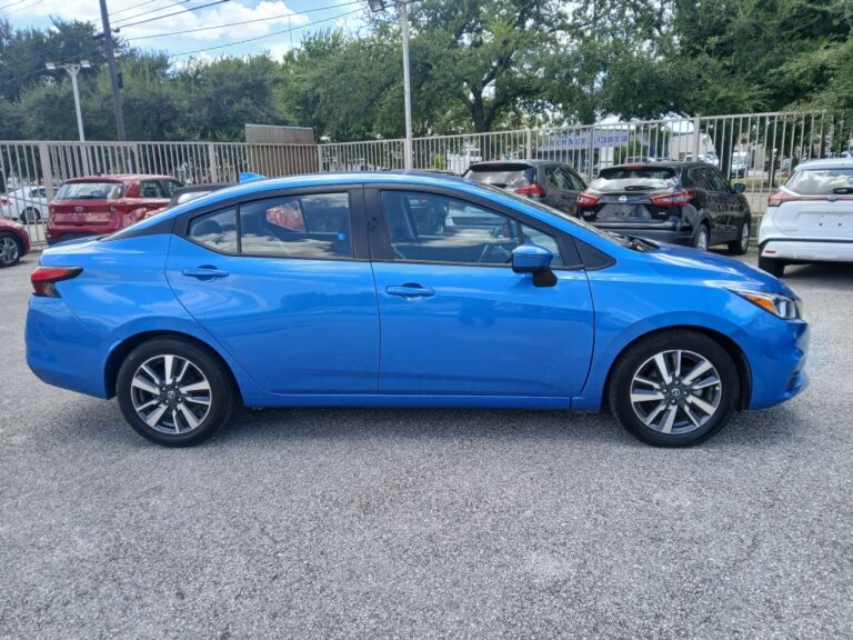 2021 NISSAN VERSA SV