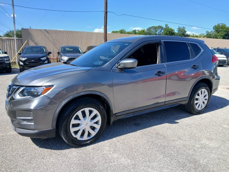 2017 NISSAN ROGUE S