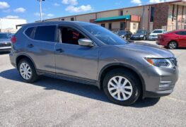 2017 NISSAN ROGUE S