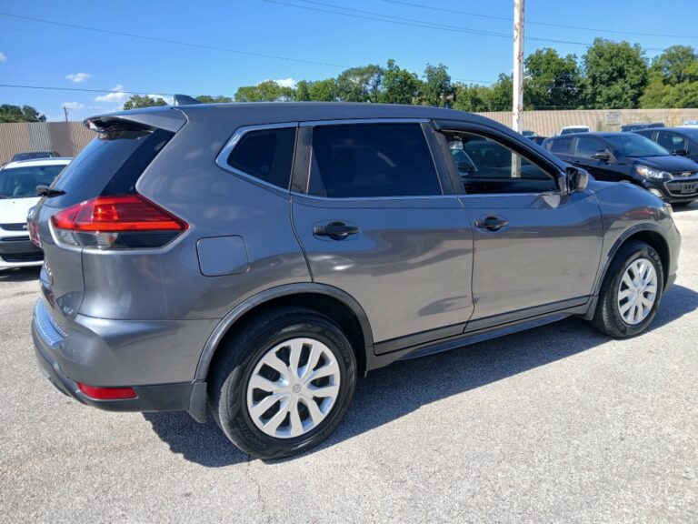 2017 NISSAN ROGUE S