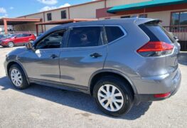 2017 NISSAN ROGUE S