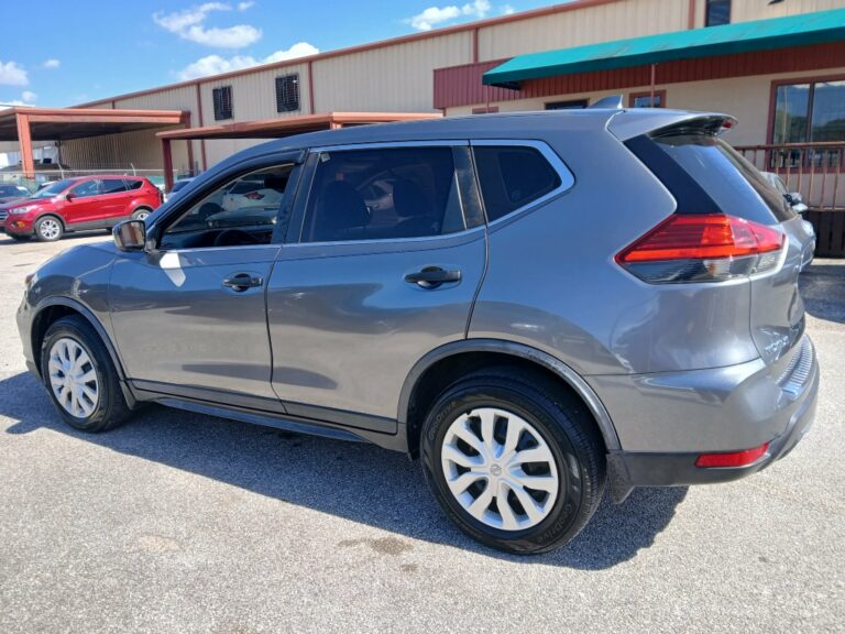2017 NISSAN ROGUE S