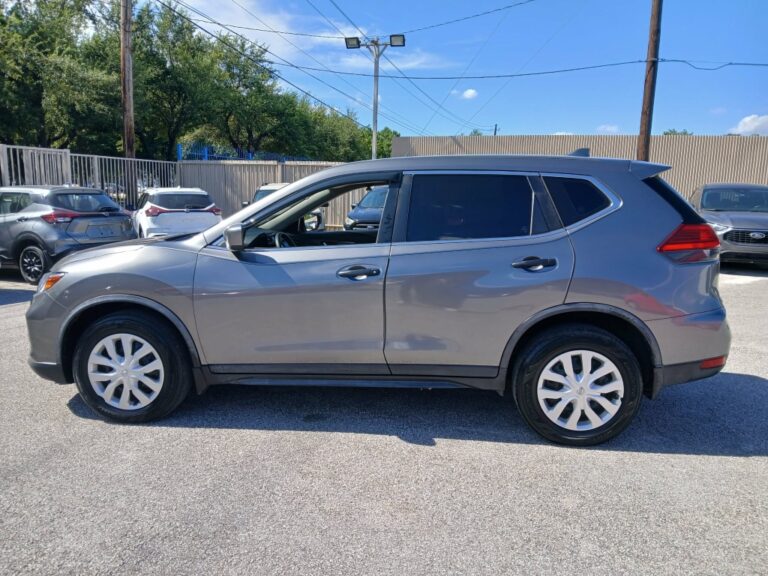 2017 NISSAN ROGUE S