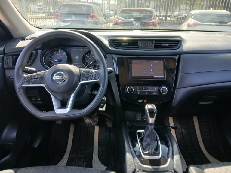 2017 NISSAN ROGUE S