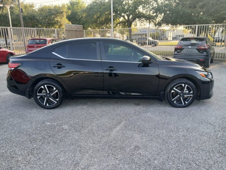 2024 NISSAN SENTRA SV