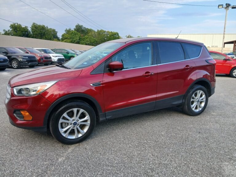 2019 FORD ESCAPE SE