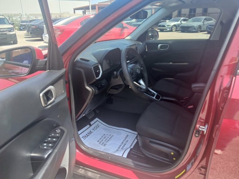 2023 HYUNDAI VENUE SE
